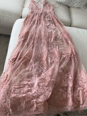 Showpo Dusty Pink Floral Appliqué Maxi Dress